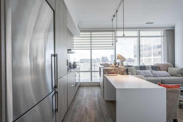 1 Bloor Street East #2210