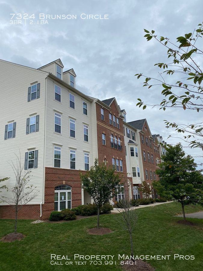 7324 Brunson Cir - Photo 2 of 28