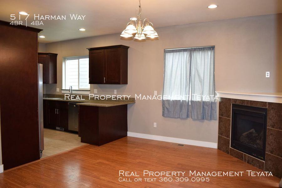 517 Harman Way - Photo 2 of 32