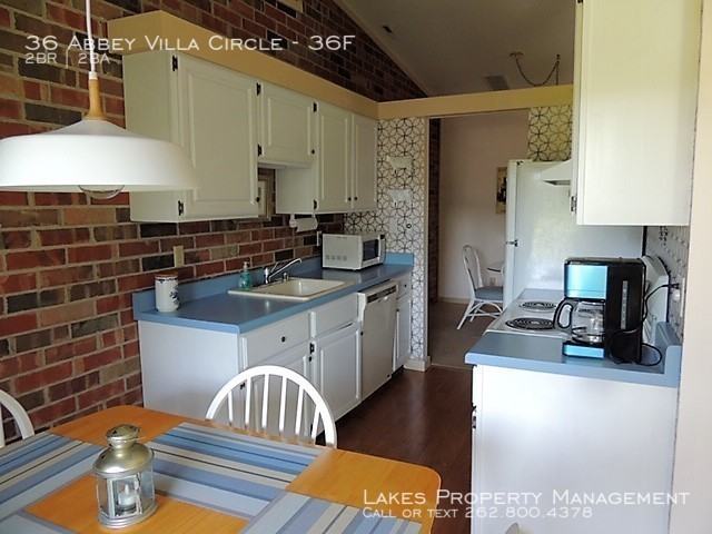 36 36 Abbey Villa Circle #36F - Photo 2 of 14