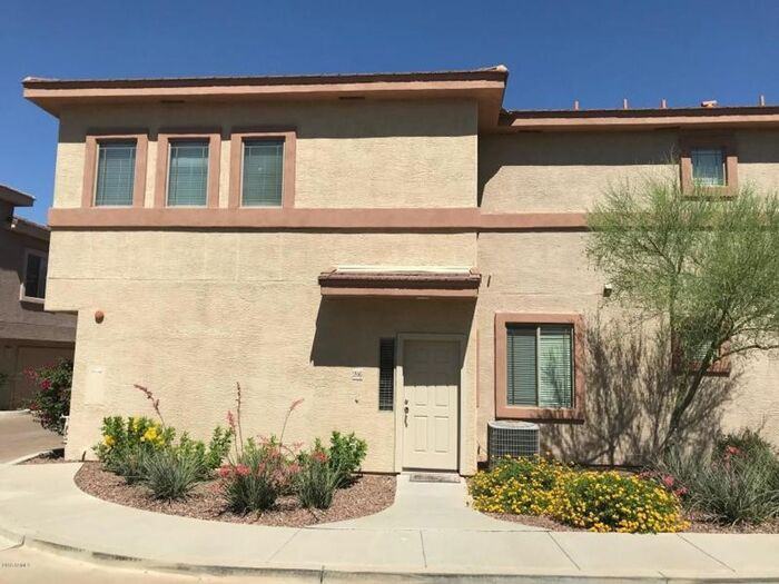 42424 N Gavilan Peak Pkwy #15