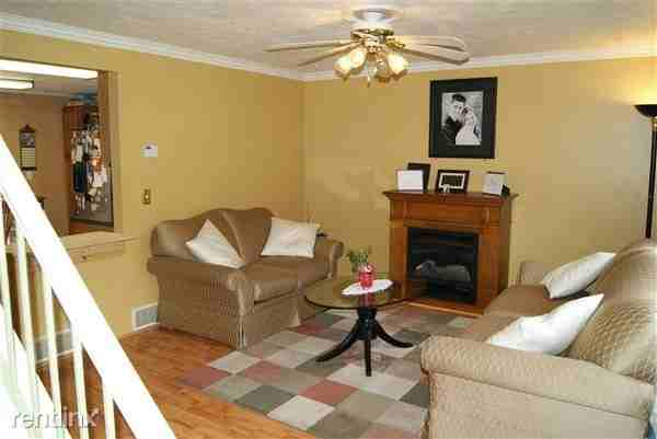 13 Farmbrook Dr - Photo 3 of 10