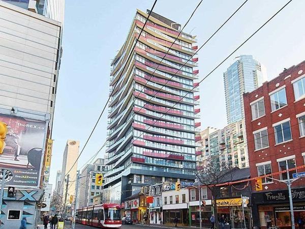 215 Queen Street West #1305