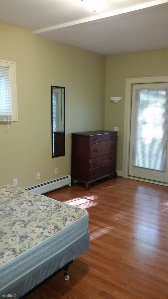 119 Ferris Pl - Photo 2 of 15