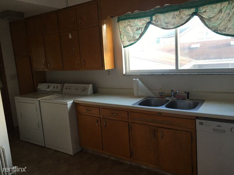 125 Johnston St - Photo 3 of 13