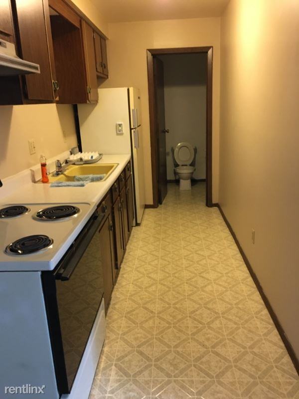 818 Linden Dr - Photo 3 of 4