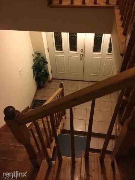 120 South St - Photo 3 of 16