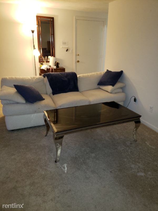 69 69 Tillotson Rd 2 - Photo 2 of 9