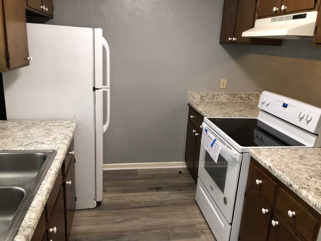 4198 Brewster Rd - Photo 2 of 4