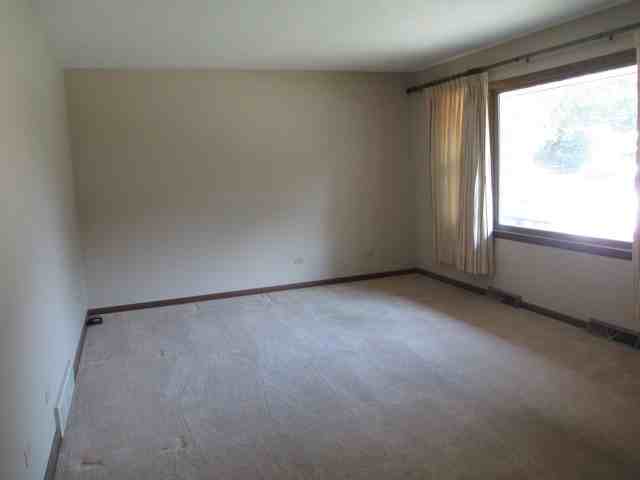 866 Carol Ave - Photo 3 of 32