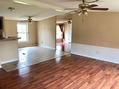 925 Brushwood Dr - Photo 3 of 13