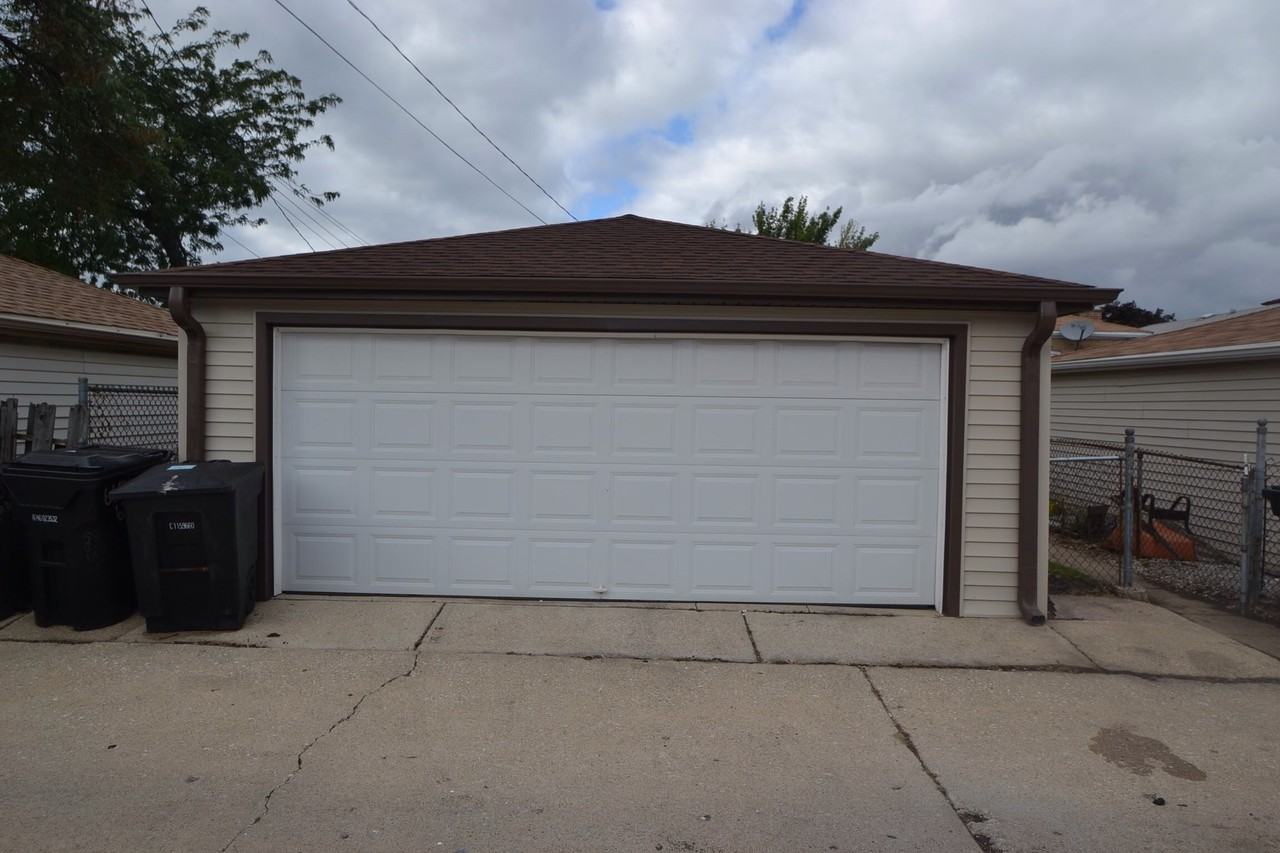 6655 W 63rd Pl - Photo 2 of 8