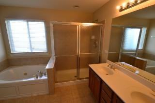 1336 Wentworth Dr - Photo 3 of 6