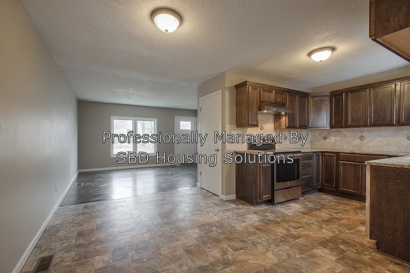 8629 E 97th Ter - Photo 2 of 25