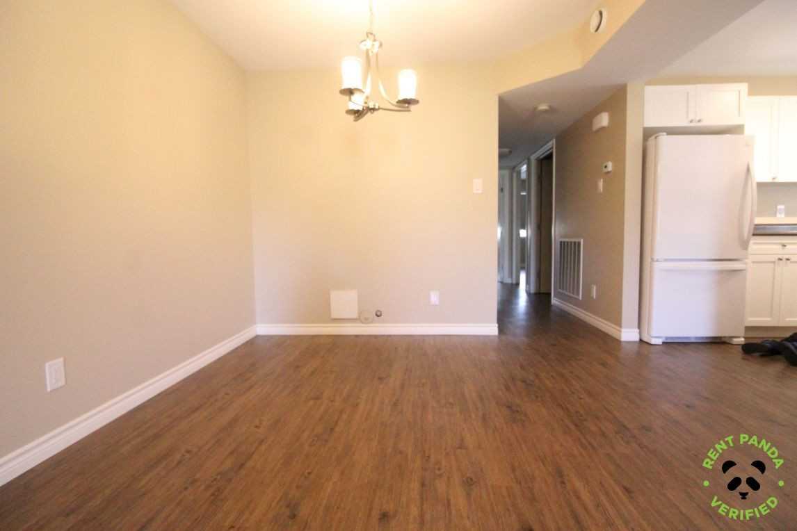 47 Ravenwood Ave - Photo 3 of 9