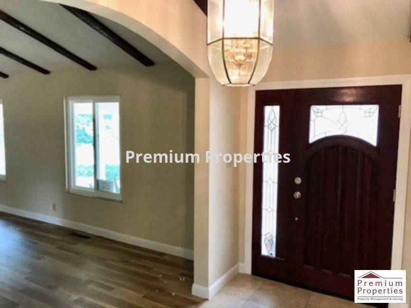 2501 Normandy Ct - Photo 2 of 28