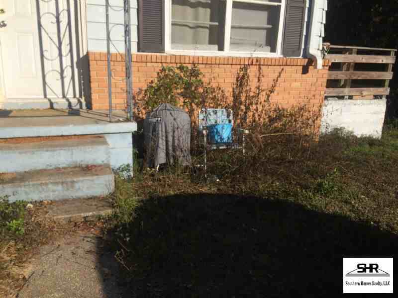 263 Chestnut St - Photo 2 of 3