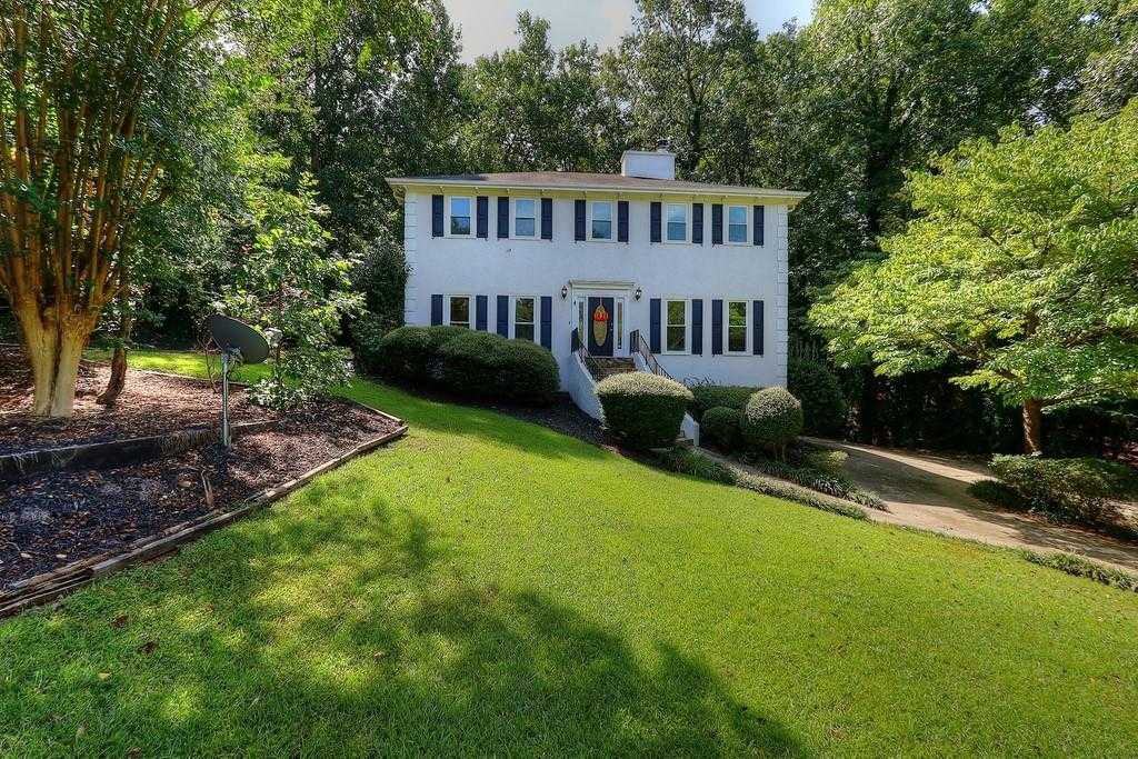 1750 Lake Dow Rd - Photo 2 of 42