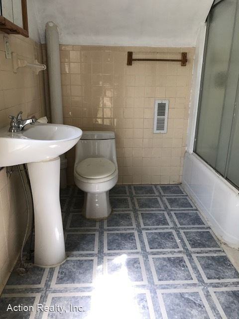 225 M St - Photo 2 of 11