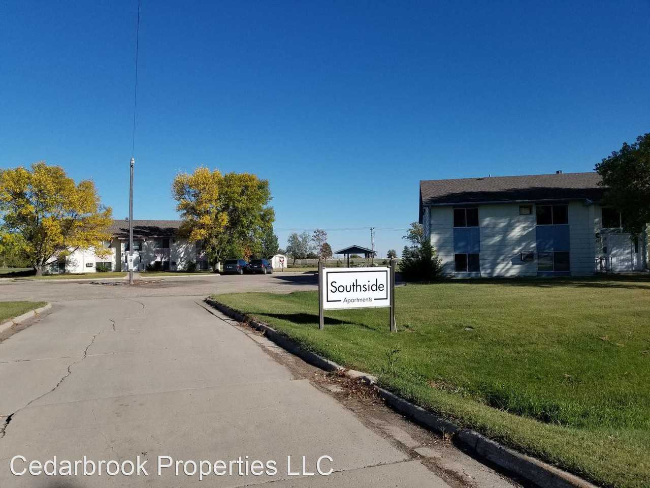 425 6th Ave S - Photo 2 of 22