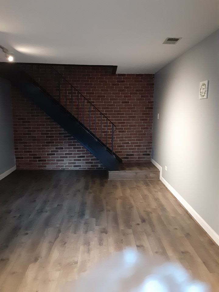 1319 Wye Ct #1 - Photo 3 of 17
