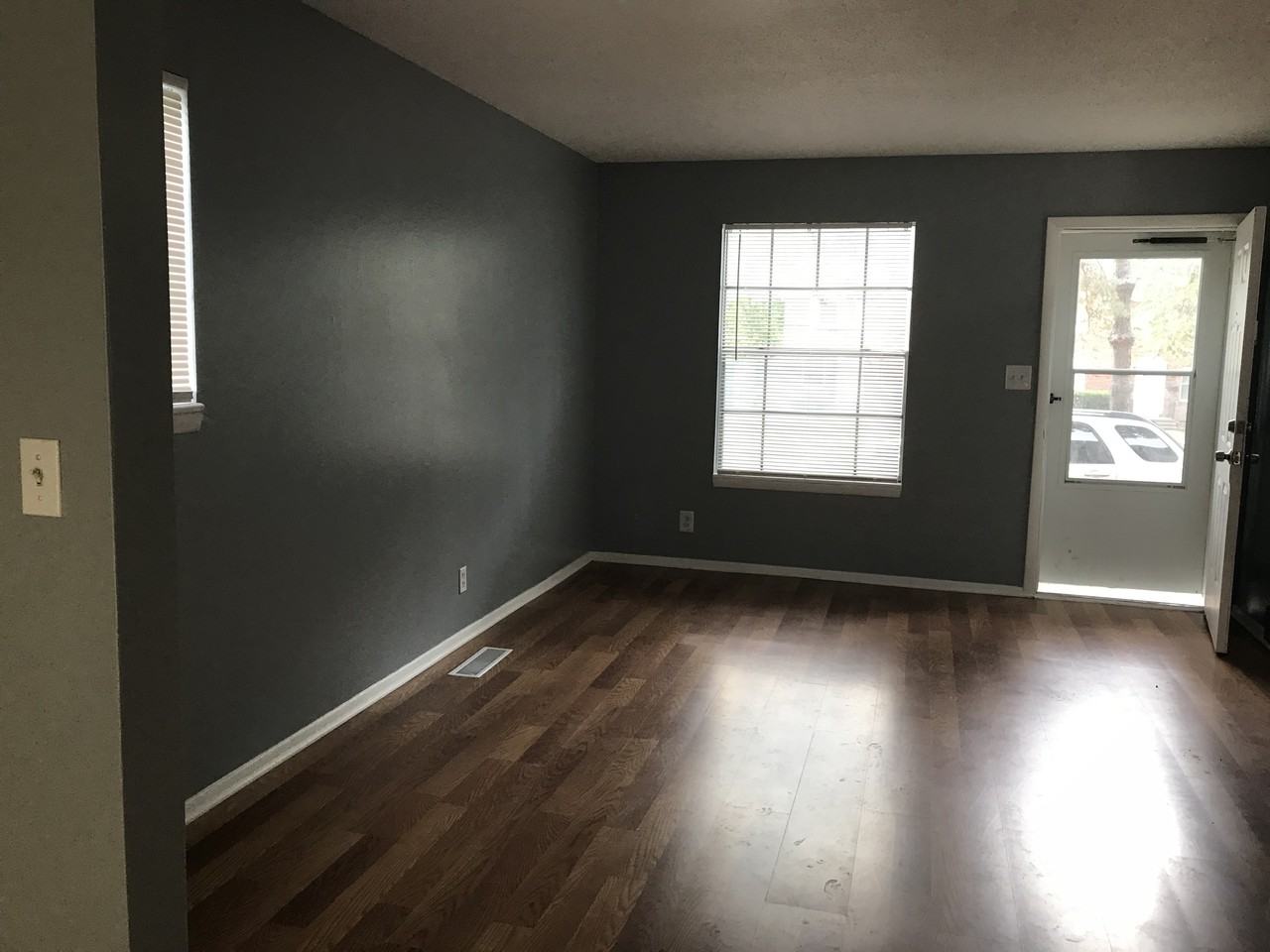 9408 Reeder Ave #9408 - Photo 2 of 11