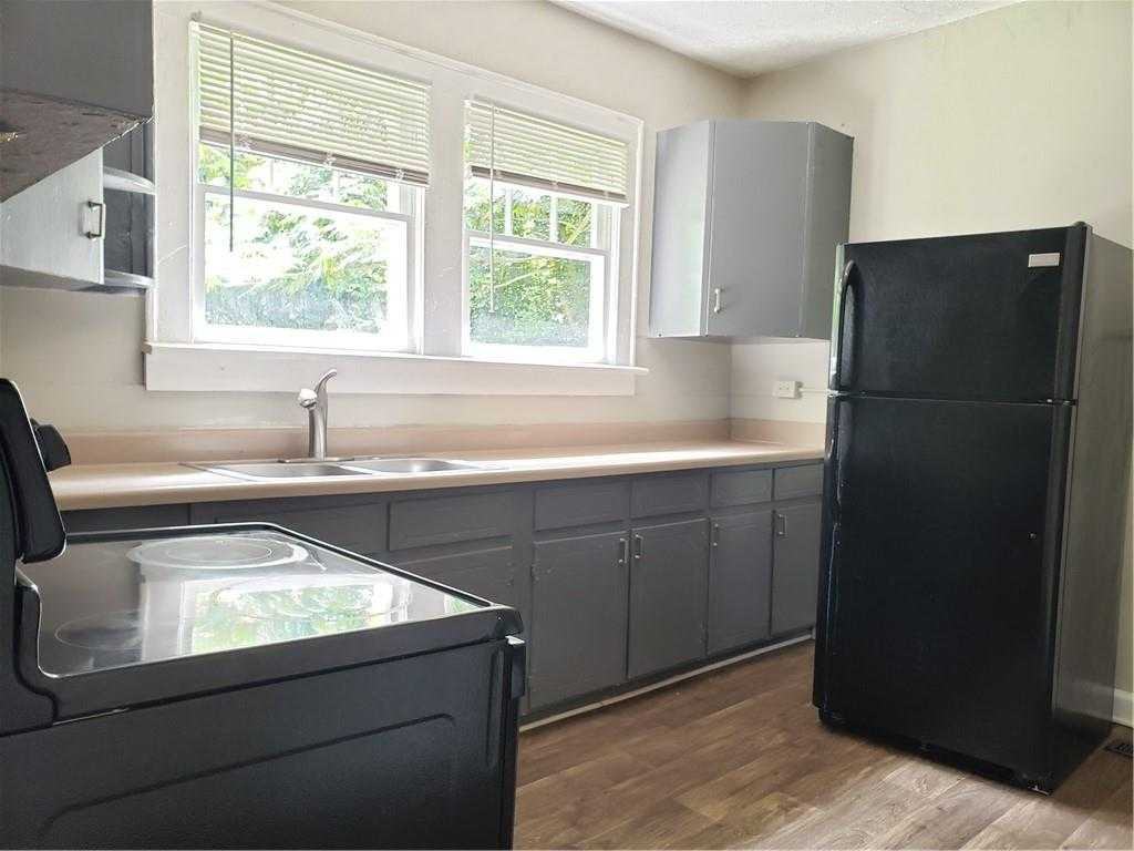 503 Mcwilliams Rd Se - Photo 2 of 14