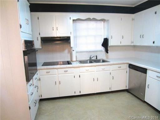 1323 Grace Meadow Dr - Photo 3 of 20