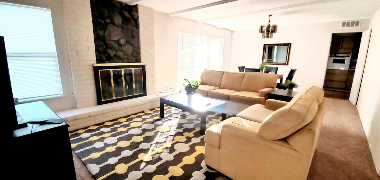 9008 Turrentine Dr - Photo 3 of 22