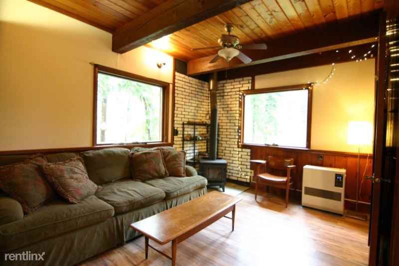 1855 Perkins Dr - Photo 2 of 8