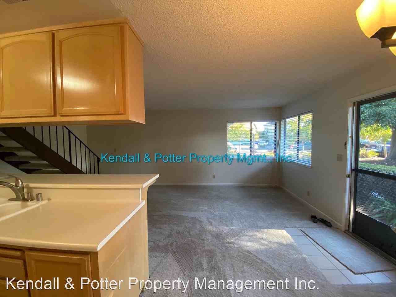 912 Ponselle Ln #2 - Photo 3 of 13