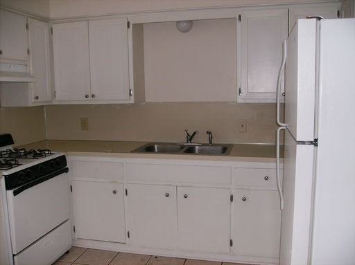 3329 Woodward Ave SW #3329 - Photo 3 of 9
