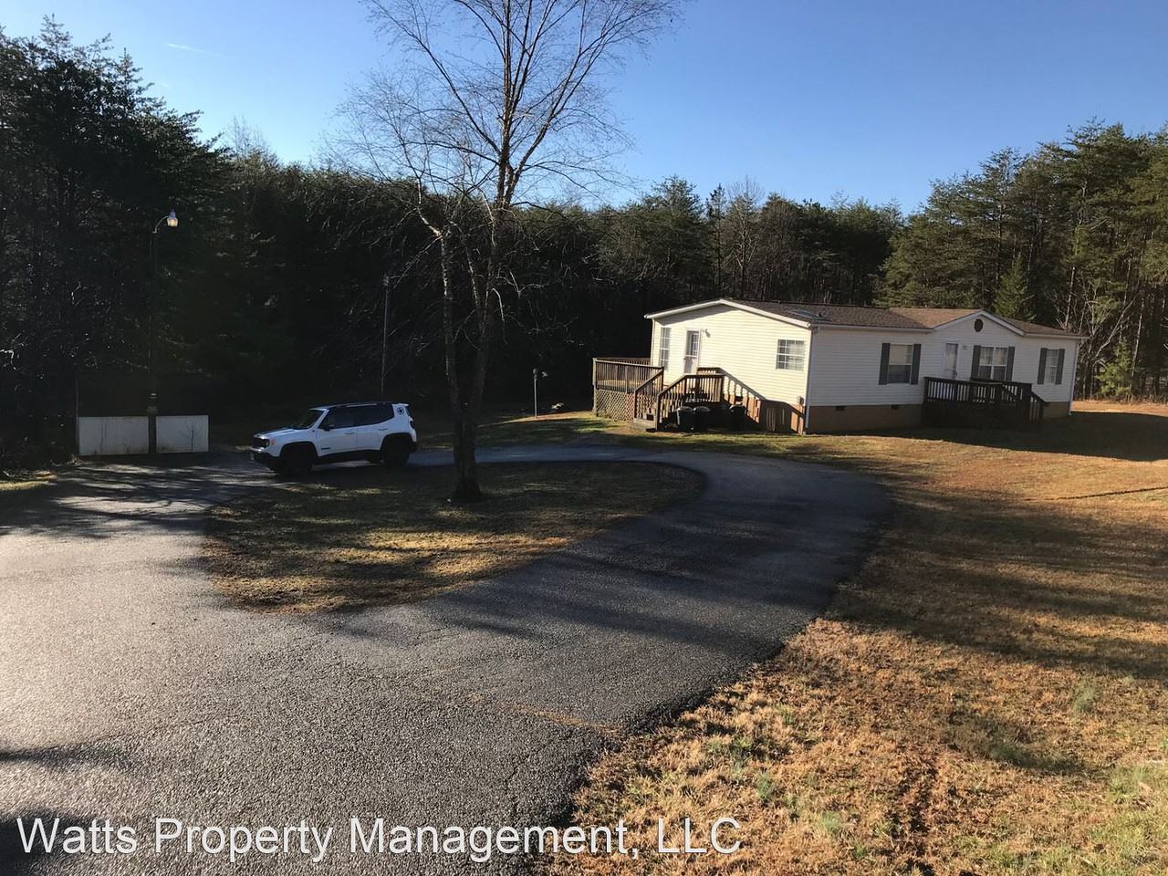 427 Spencer Rd - Photo 2 of 23