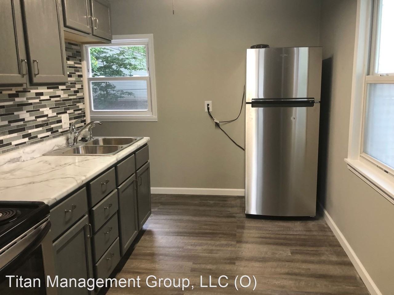 1920 N 27th St - Photo 2 of 9