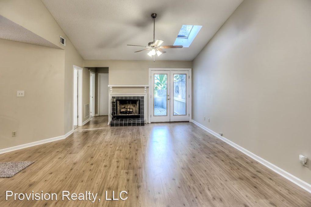 4113 Bothwell Ter - Photo 2 of 15