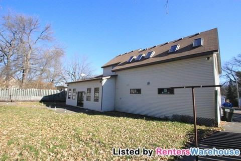 38946 4th Ave - Photo 2 of 15