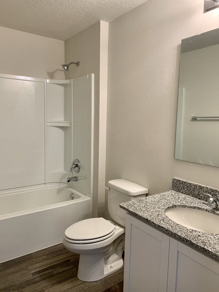 711 Gila Dr - Photo 2 of 12