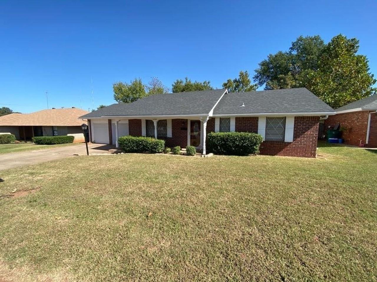 6300 N Wildewood Dr - Photo 3 of 46