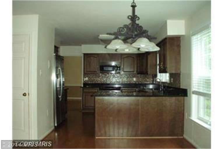 6217 Homespun Ln - Photo 3 of 7