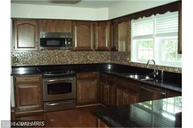 6217 Homespun Ln - Photo 2 of 7