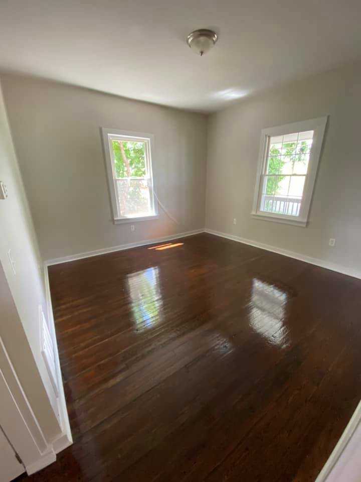 810 Rorer Ave SW - Photo 3 of 8
