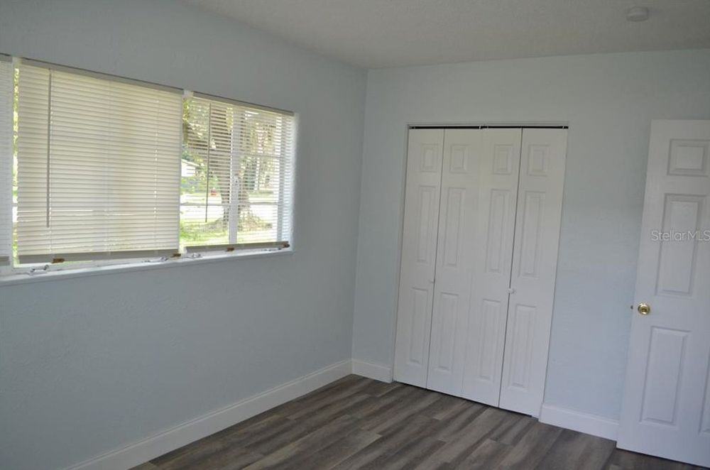 858 Pinedale Ave - Photo 3 of 11