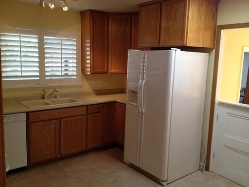 2305 Roberto St - Photo 3 of 10