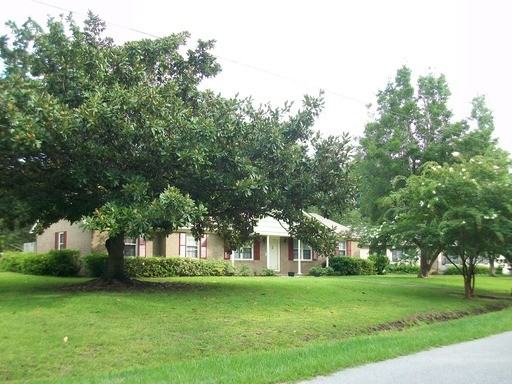 343 Sabra Drive - Photo 2 of 13