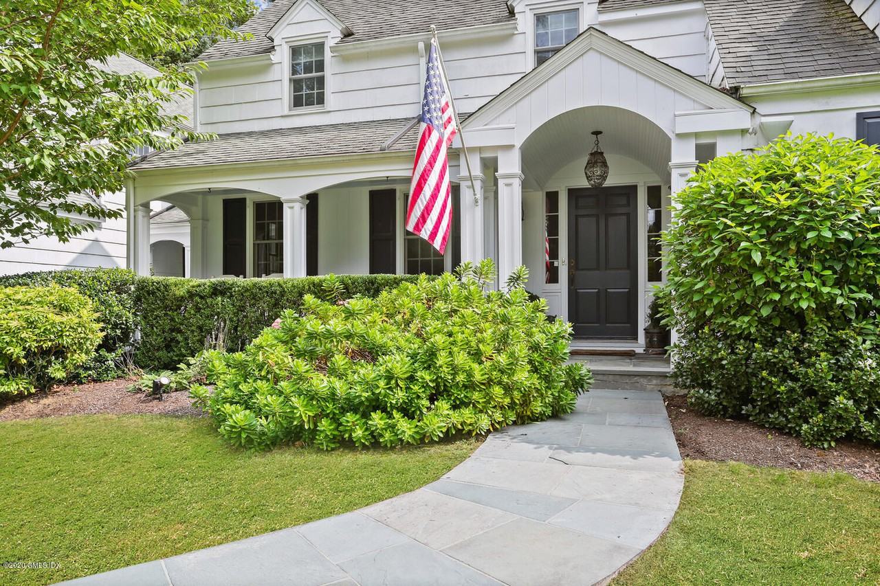 17 Gilliam Ln - Photo 2 of 49