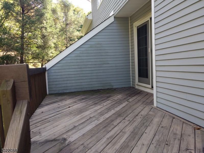 8 Hixson Ct - Photo 3 of 25