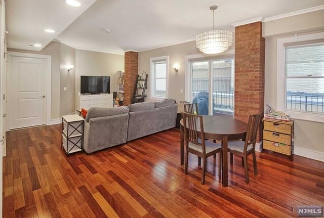 2 Paterson Ave Apt 2b - Photo 3 of 13