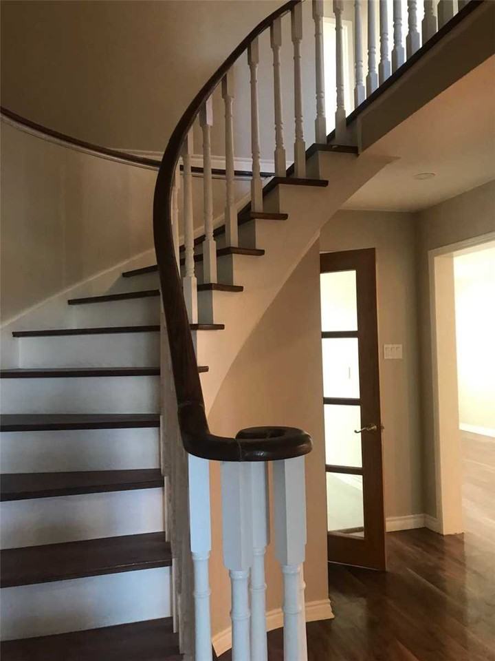 2 Keefer court - Photo 2 of 4