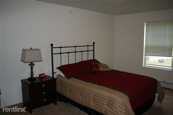 Hillside at Cedarville (2 Bedroom) Apartments Commerce Drive, Marquette, MI 49855 Zumper