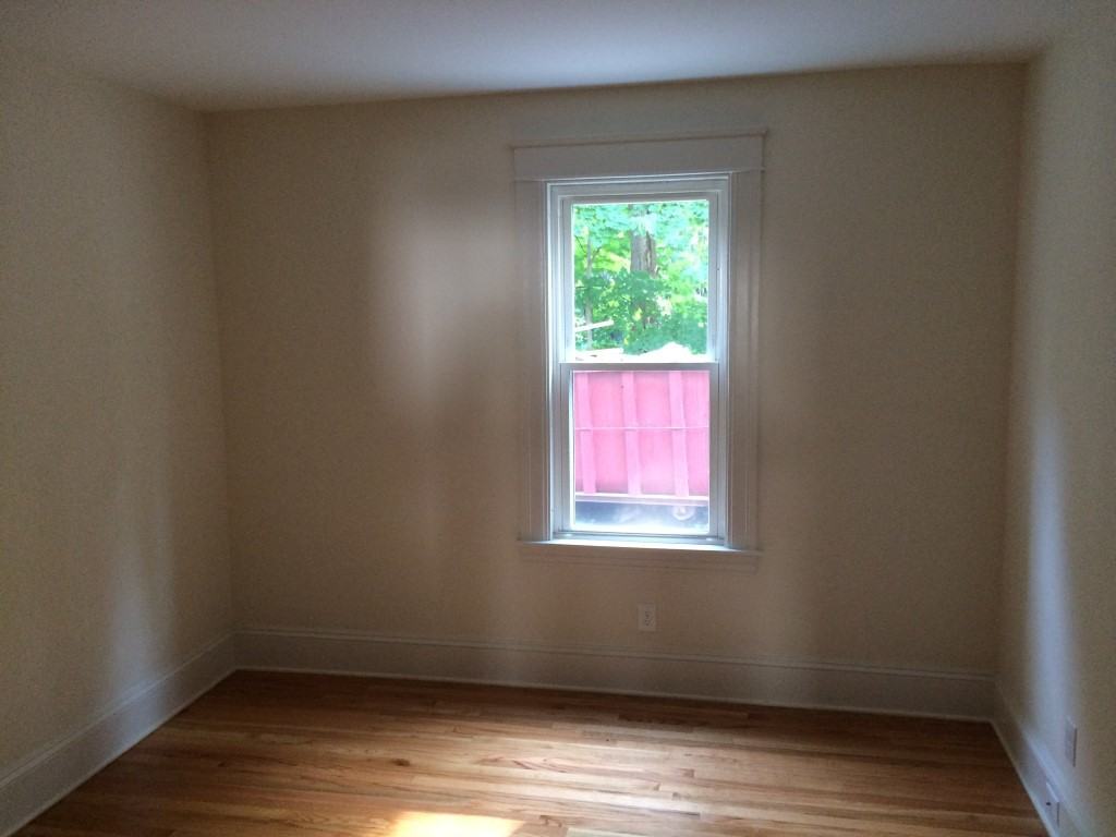 22 Hooker Ave - Photo 7 of 12